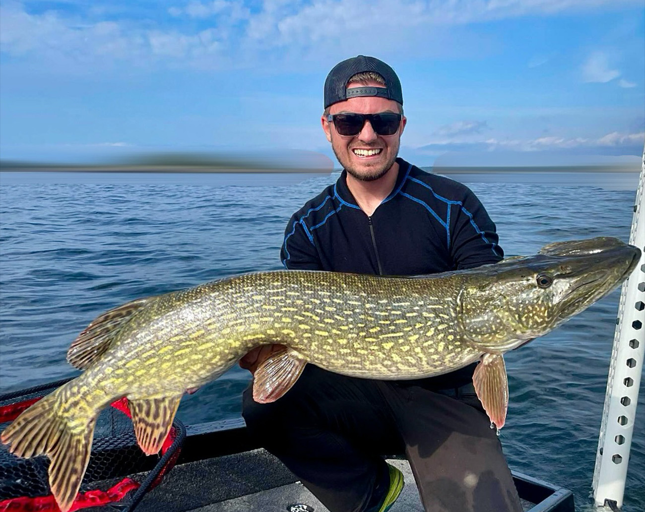 CWC PRO UV Chartreuse Stinger, SS 100lb Giant Tandem 3/0